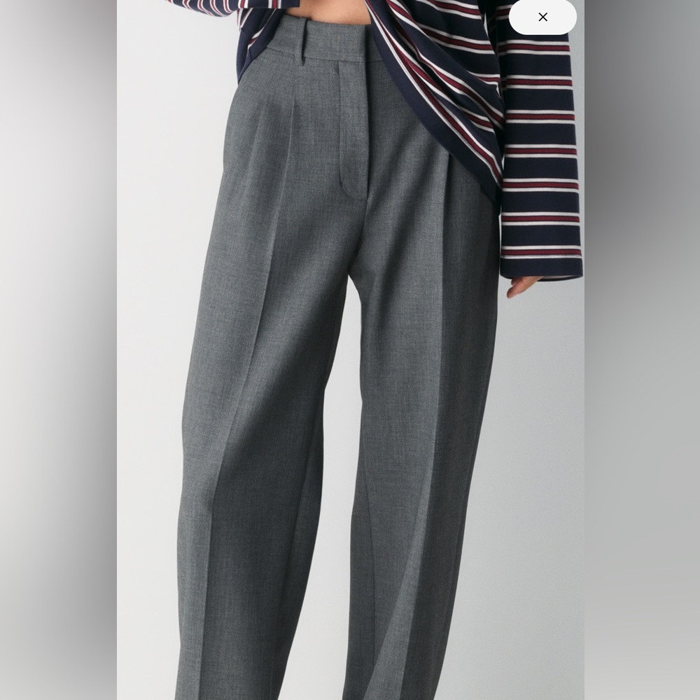 Aritzia Gray Wide-Leg Trousers